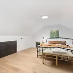 The Mississippi Villa